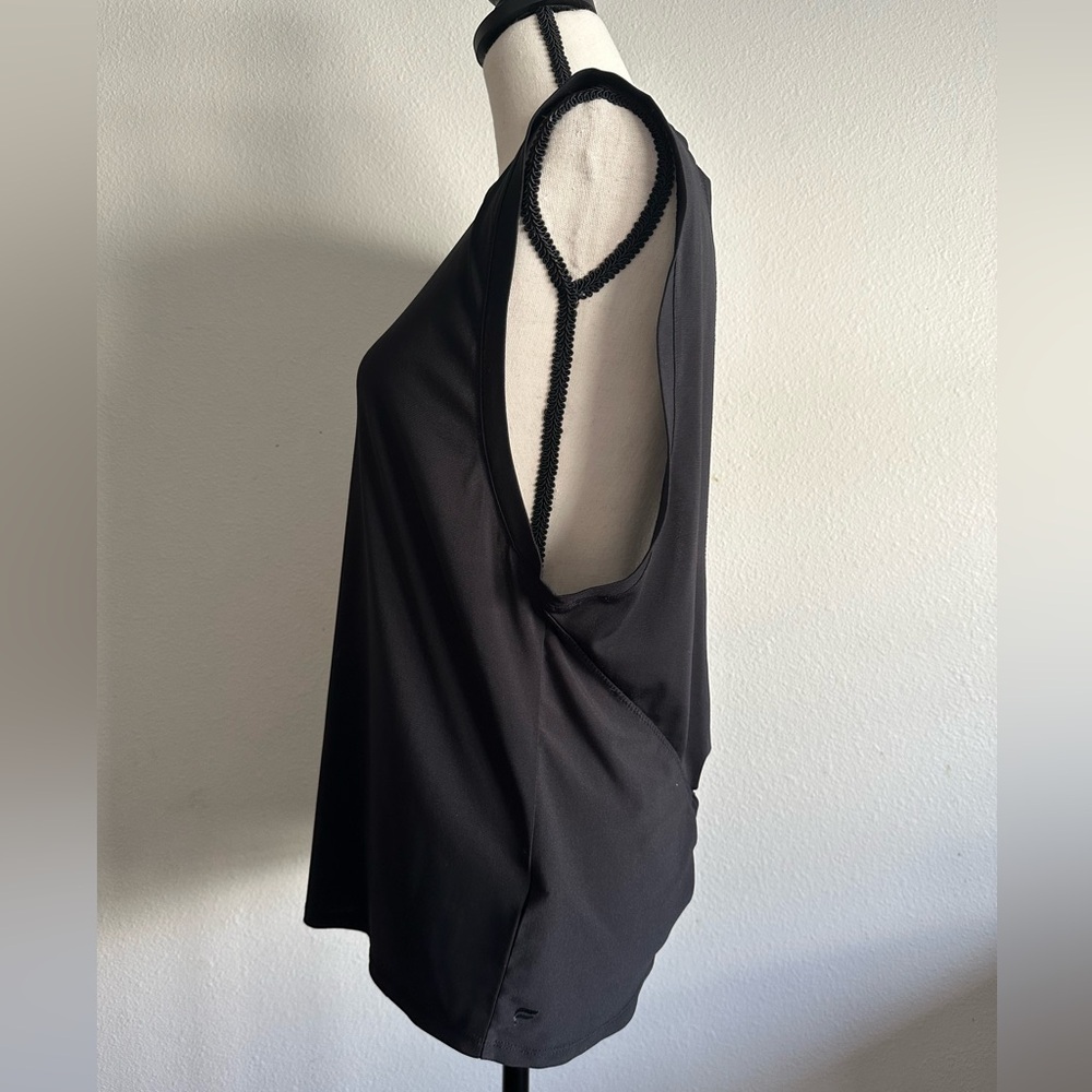 Fabletics top - Picture 2 of 5